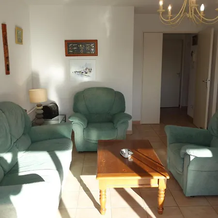 Le Stadium-5 By Interhome Appartement Saint-Cyr-sur-Mer